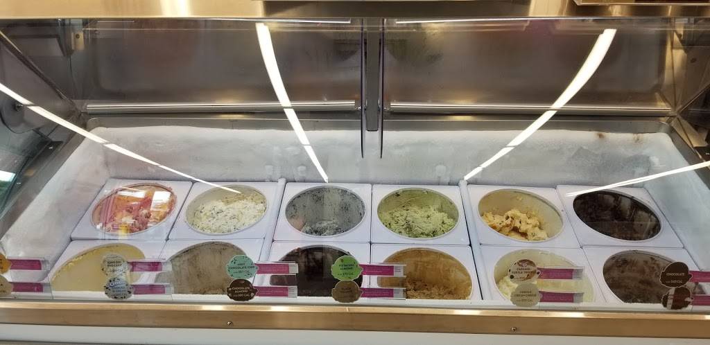 Dunkin & Baskin Robbins | restaurant | 834 N Hampton Rd, DeSoto, TX 75115, USA | 4697473103 OR +1 469-747-3103