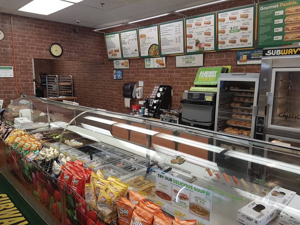 Subway | restaurant | 478 Dundas St W RioCentre Oakville, Unit 13, Oakville, ON L6H 6Y3, Canada | 9052572921 OR +1 905-257-2921