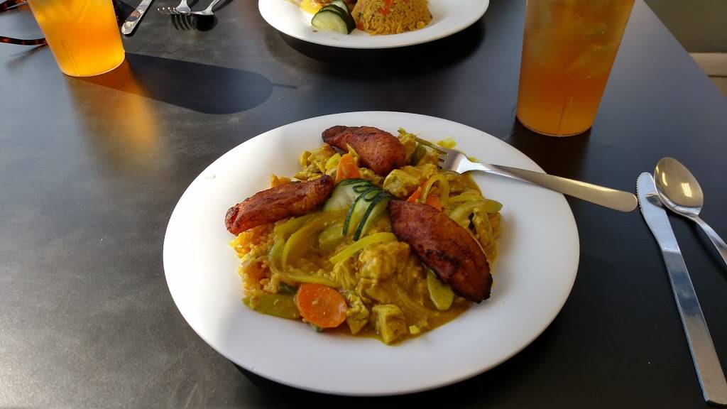 Suncoast Cafe | restaurant | 400 Airport Ave E, Venice, FL 34285, USA | 9414840100 OR +1 941-484-0100