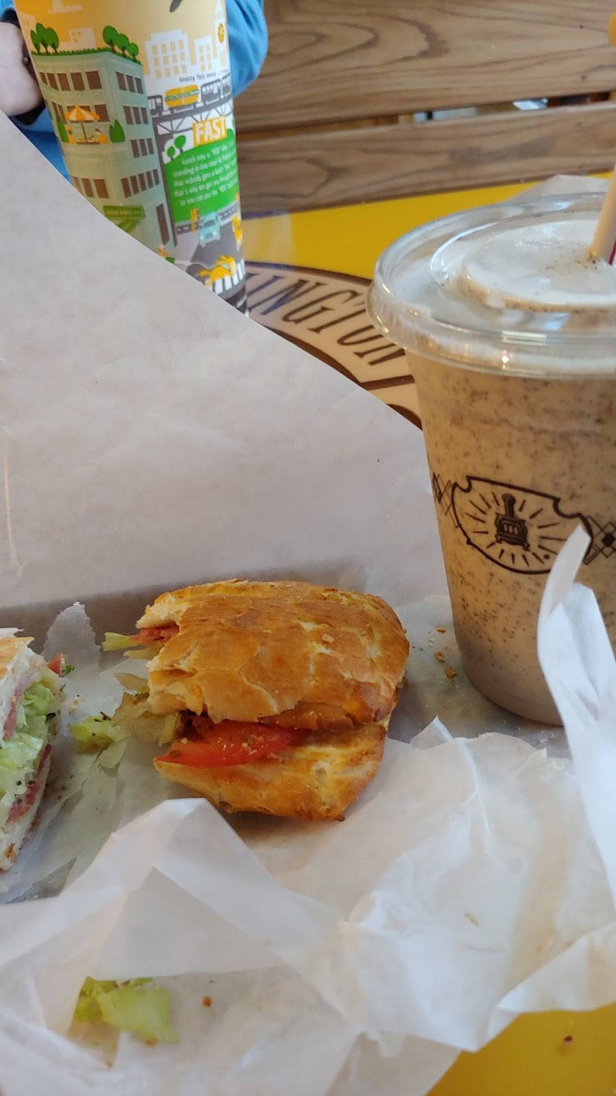 Potbelly Sandwich Shop | restaurant | 7049 Arundel Mills Cir #103, Hanover, MD 21076, USA | 4107960415 OR +1 410-796-0415