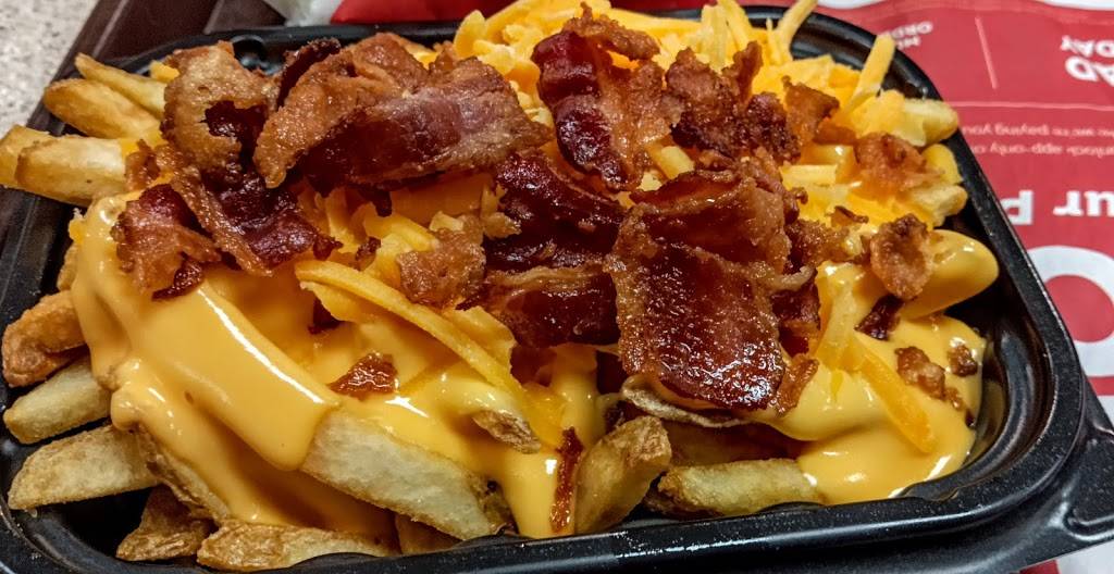 Wendys | restaurant | 618 E St, Chula Vista, CA 91910, USA | 6194255312 OR +1 619-425-5312