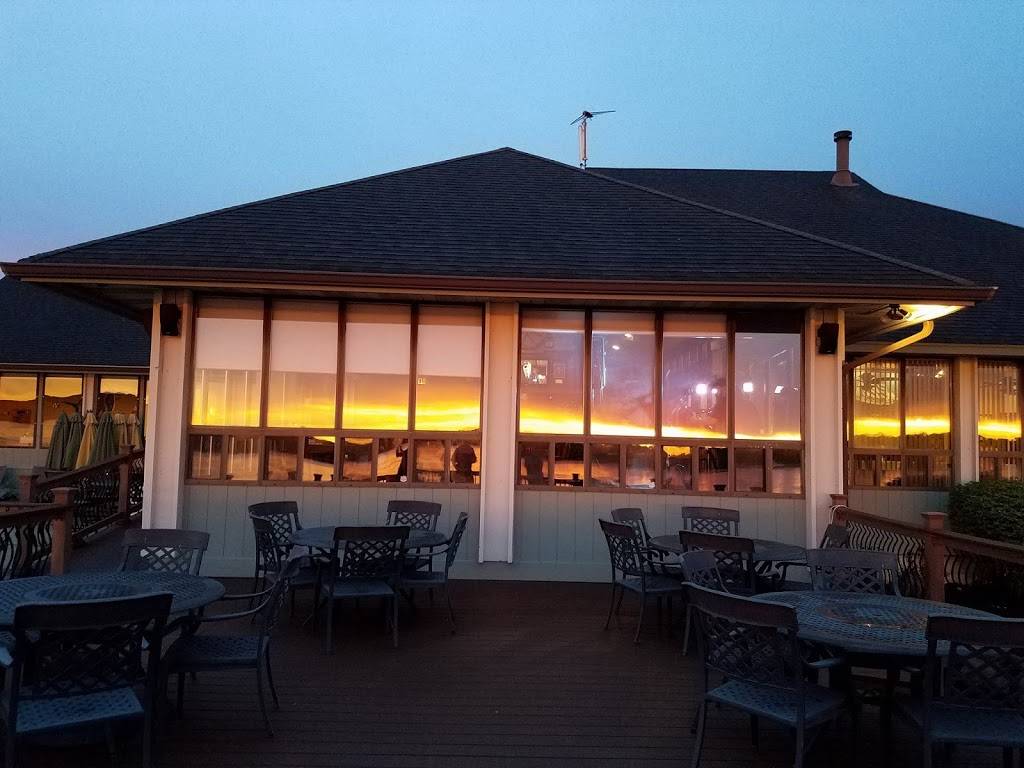 Duck Club Yacht Club | restaurant | 6257 Hwy V, St Charles, MO 63301, USA | 6362504321 OR +1 636-250-4321