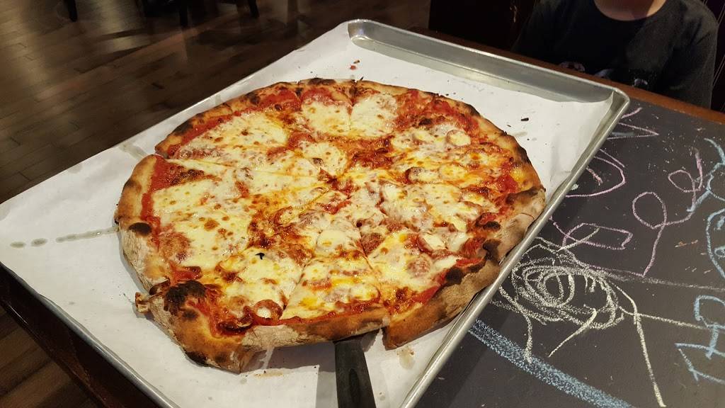 Mercato Tomato Pie | restaurant | 212 Market St, Newark, NJ 07102, USA | 9734249000 OR +1 973-424-9000