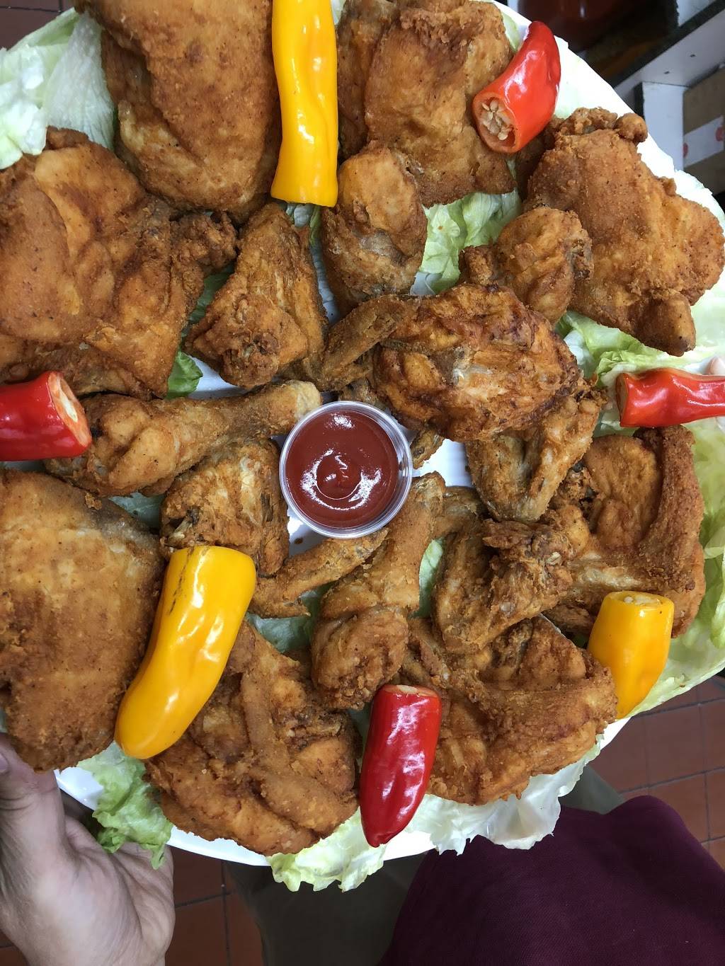US Fried Chicken | restaurant | 312 Jefferson Ave, Elizabeth, NJ 07201, USA | 9088209110 OR +1 908-820-9110