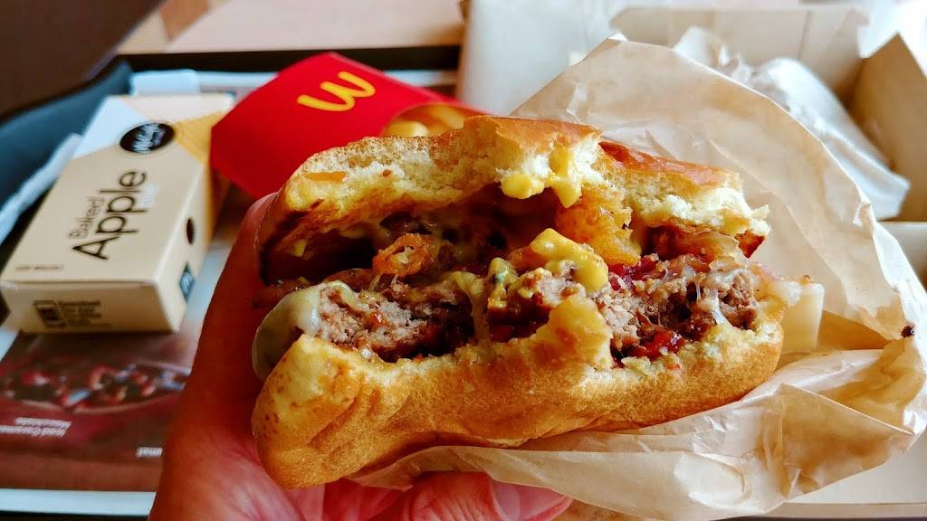 McDonalds | cafe | 985 E Bloomingdale Ave, Brandon, FL 33511, USA | 8136859163 OR +1 813-685-9163