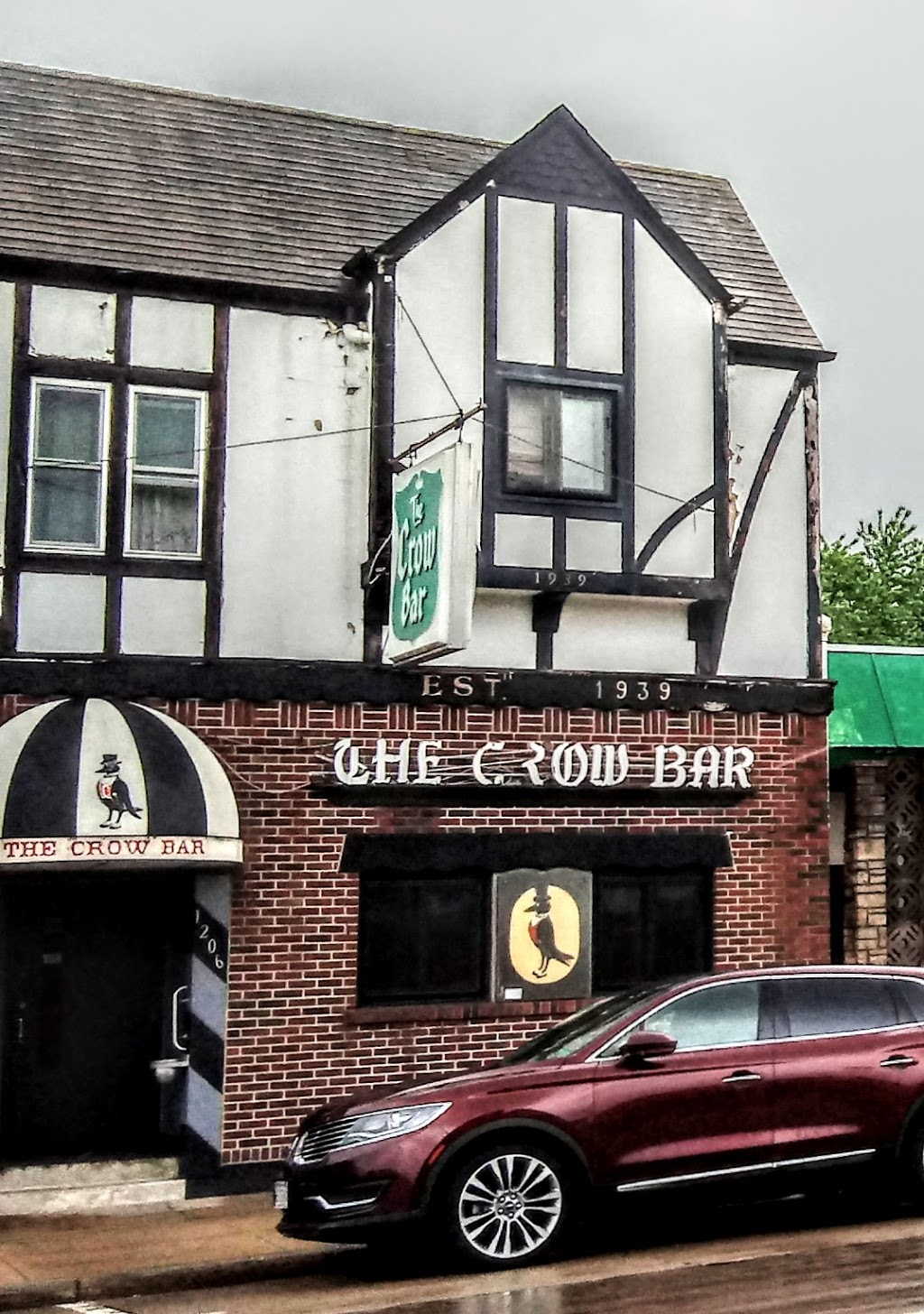 Crow Bar | restaurant | 1206 Superior Ave, Tomah, WI 54660, USA | 6083726830 OR +1 608-372-6830