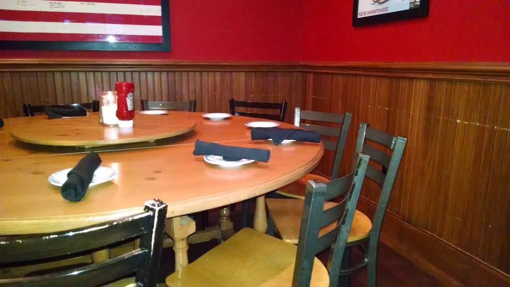 Rollys Tavern on the Square | restaurant | 338 Broadway, Lynn, MA 01904, USA | 7815992160 OR +1 781-599-2160