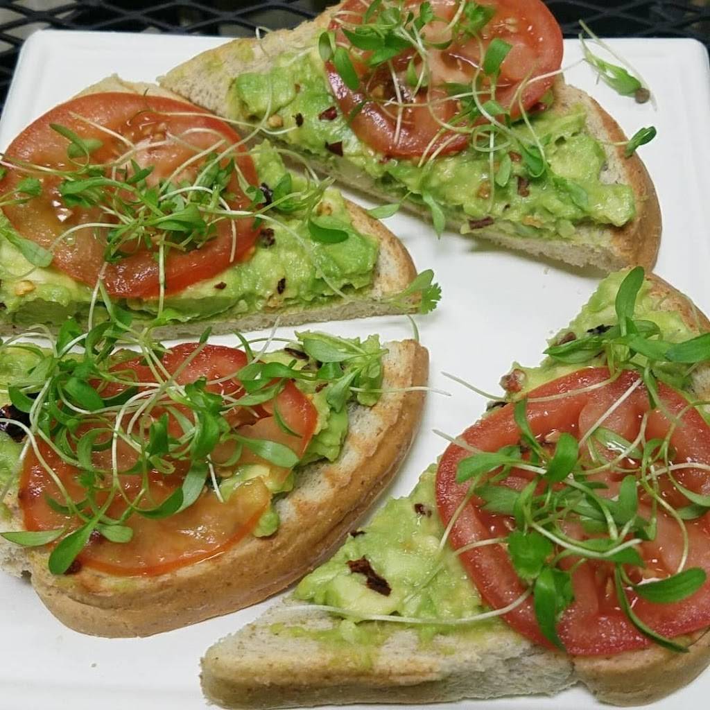 Healthy Harvest Urban Farms | restaurant | 1616 2nd Ave, Rock Island, IL 61201, USA | 3092351330 OR +1 309-235-1330