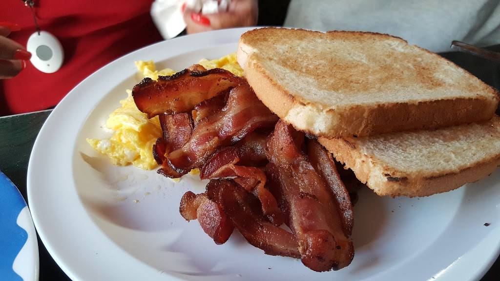 Manns Grille | restaurant | 1214 S Tibbs Ave, Indianapolis, IN 46241, USA | 3172415801 OR +1 317-241-5801