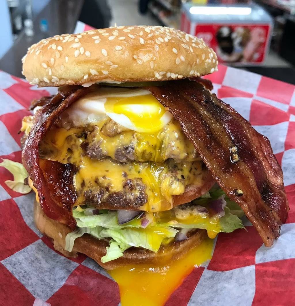 Island Burgers & Bites | restaurant | 111 Carl Winner Dr, Carolina Beach, NC 28428, USA | 9104586217 OR +1 910-458-6217