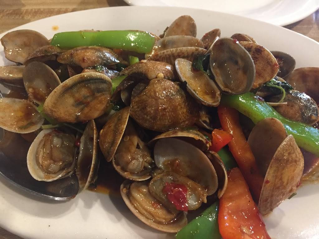 Modern Thai Restaurant | restaurant | 1806, 2557 Via Campo, Montebello, CA 90640, USA | 3237249245 OR +1 323-724-9245