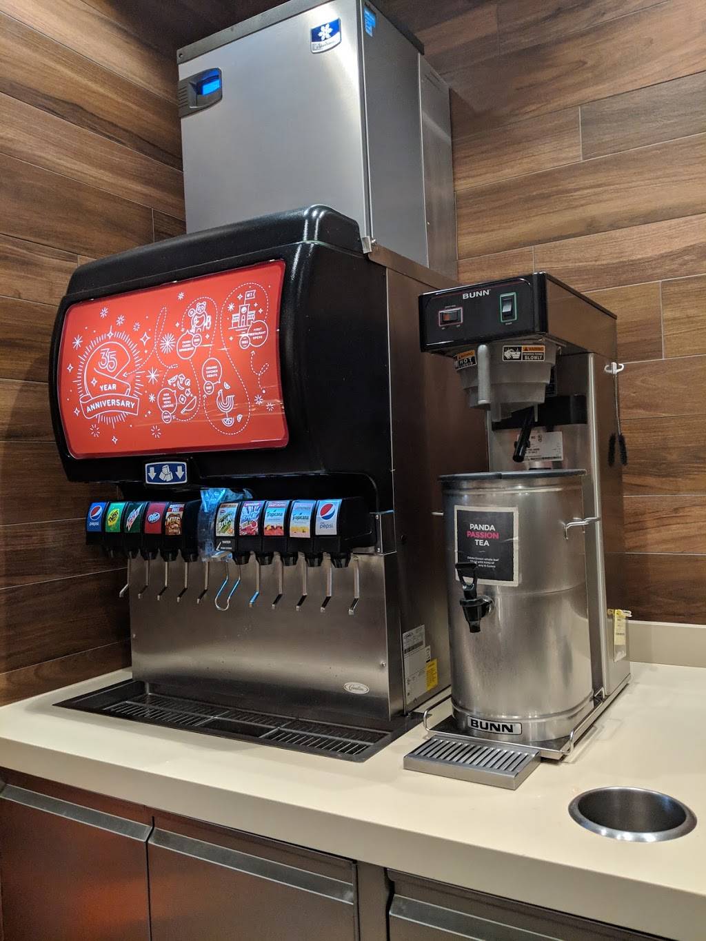 Panda Express | restaurant | 20040– ½ Ventura Blvd, Woodland Hills, CA 91364, USA | 8188838818 OR +1 818-883-8818