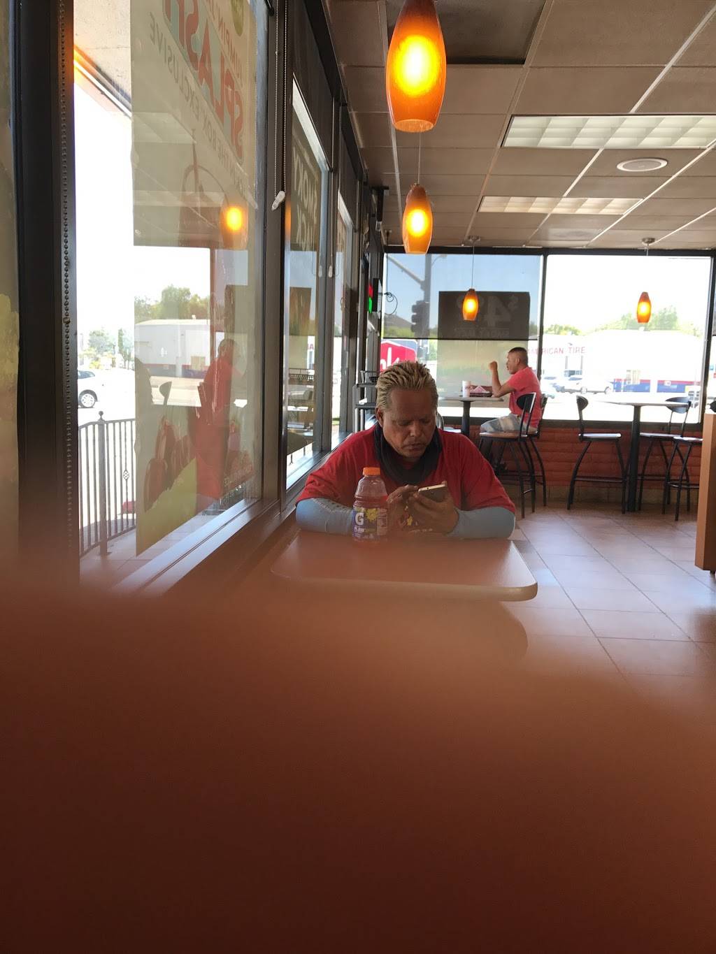 Jack in the Box | restaurant | 22908 Lyons Ave, Santa Clarita, CA 91321, USA | 6612543330 OR +1 661-254-3330