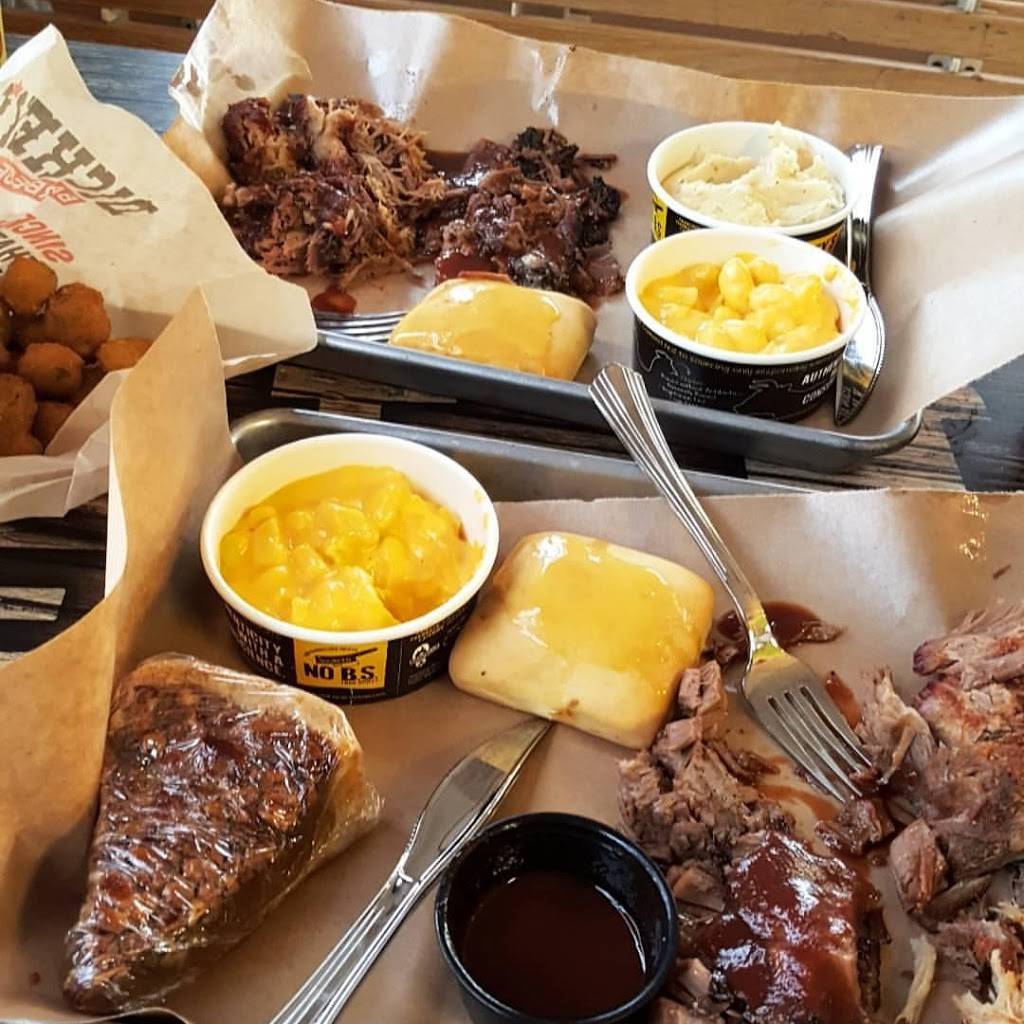 Dickeys Barbecue Pit | restaurant | 1914 S Power Rd, Mesa, AZ 85206, USA | 4803618053 OR +1 480-361-8053