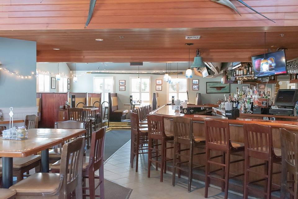 Olivers & Plancks Tavern | restaurant | 960 Main St, Yarmouth Port, MA 02675, USA | 5083626062 OR +1 508-362-6062