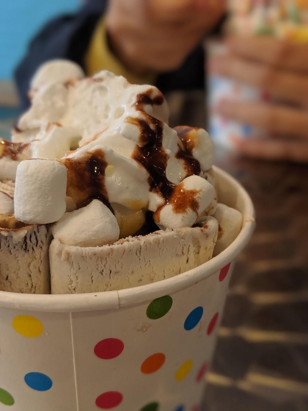 Starbucks | cafe | 1390 S Cooper St #150, Arlington, TX 76013, USA | 8172759946 OR +1 817-275-9946