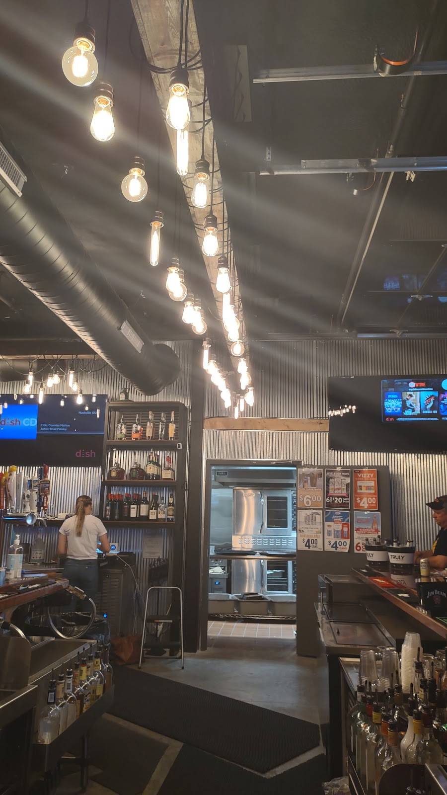 Backwater Bar & Grill | restaurant | 113 S Main St, Prairie du Chien, WI 53821, USA | 6083801021 OR +1 608-380-1021