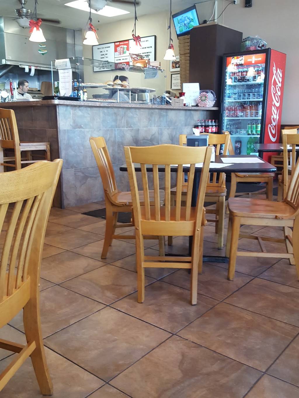 Roccos Pizza | restaurant | 4369 Commercial Way, Spring Hill, FL 34607, USA | 3525961500 OR +1 352-596-1500