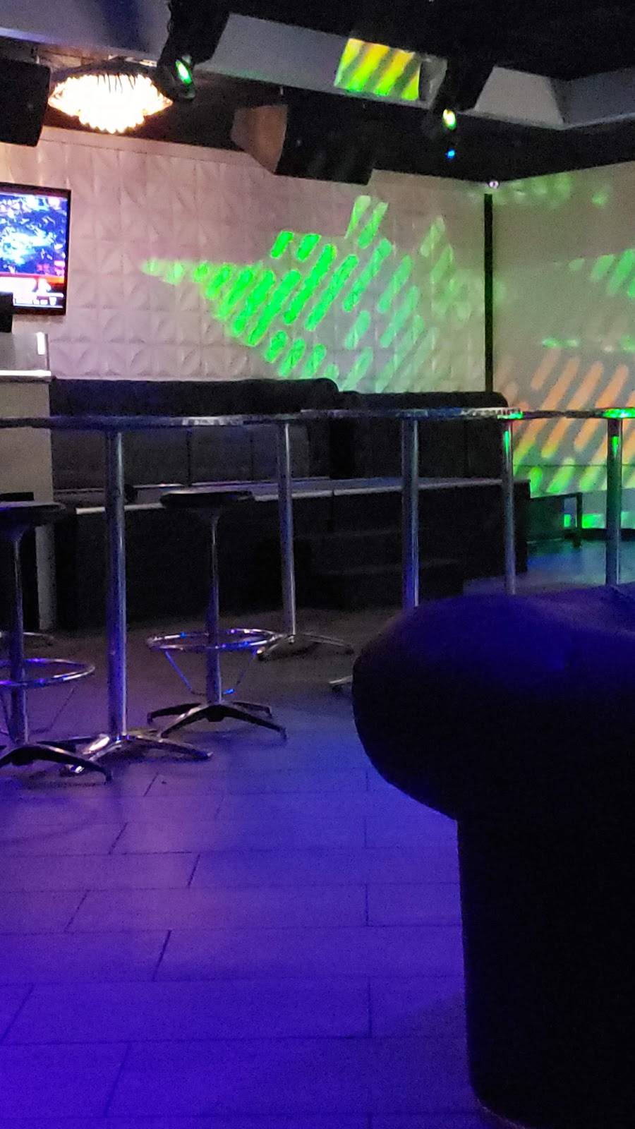 Elixir Hookah Lounge Methuen | restaurant | 224 East St, Methuen, MA 01844, USA | 9786831000 OR +1 978-683-1000