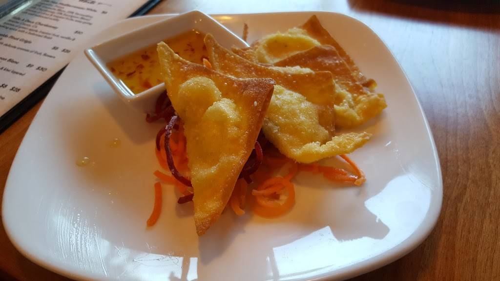 Sala Thai Restaurant | restaurant | 4020 Minnesota Ave NE, Washington, DC 20019, USA | 2023997999 OR +1 202-399-7999