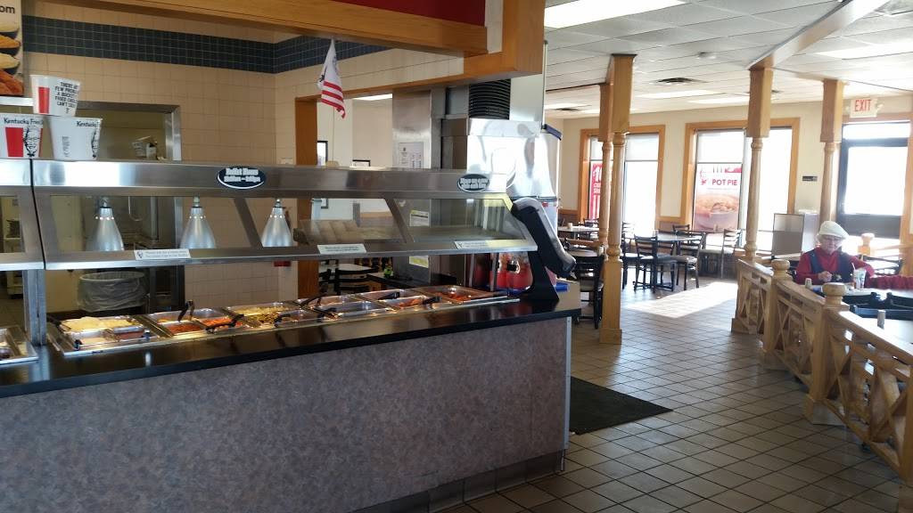 KFC | restaurant | 1 Times Square Mall, Mt Vernon, IL 62864, USA | 6182443106 OR +1 618-244-3106