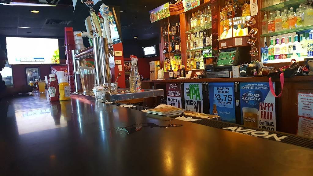 The Caddy Shack Sports Bar & Grill | restaurant | 2076 N 117th Ave, Omaha, NE 68164, USA | 4029323704 OR +1 402-932-3704