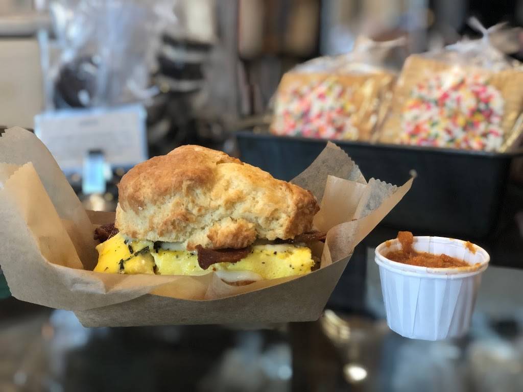 Cowbell Kitchen | restaurant | 116 E Market St, Leesburg, VA 20176, USA | 3044337665 OR +1 304-433-7665