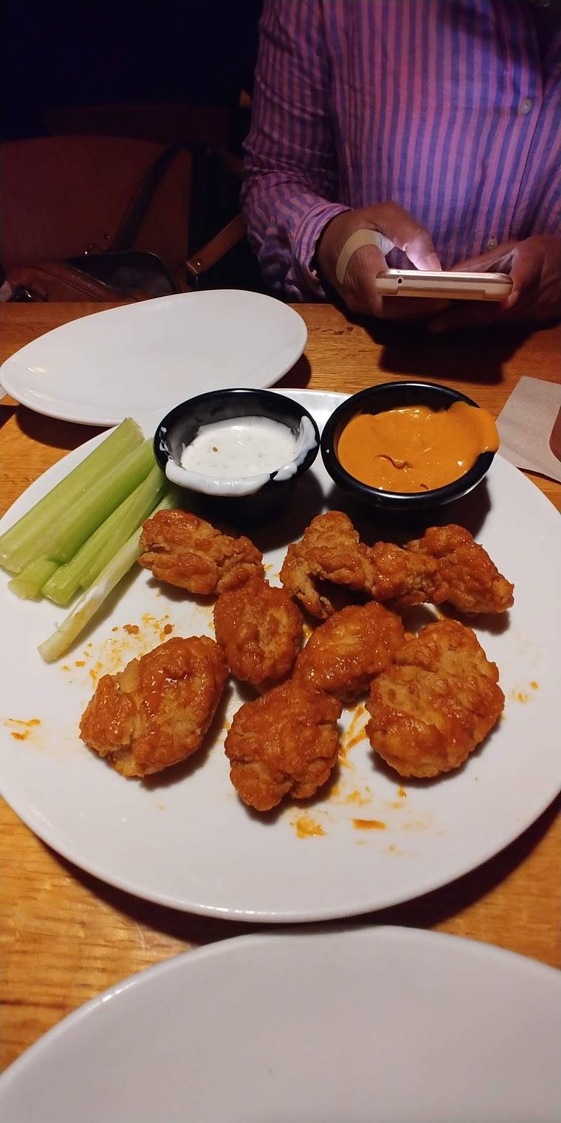 Applebees Grill + Bar | restaurant | 1641 Niagara Falls Blvd, Amherst, NY 14228, USA | 7168318062 OR +1 716-831-8062