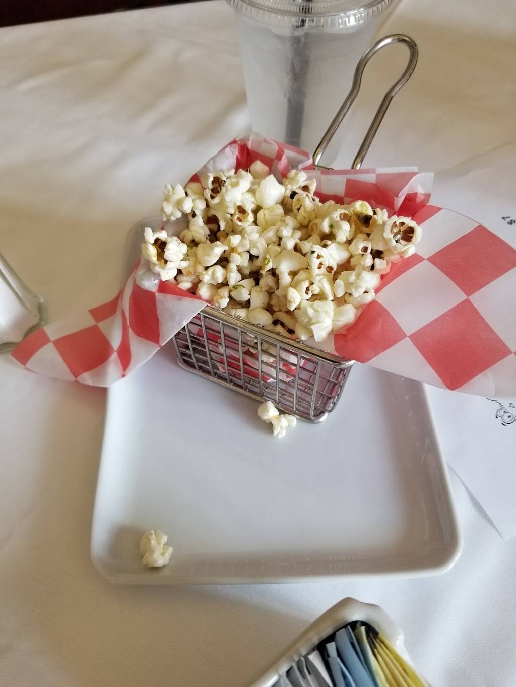 TJs | restaurant | 101 W Franklin St, Richmond, VA 23220, USA | 8046494750 OR +1 804-649-4750