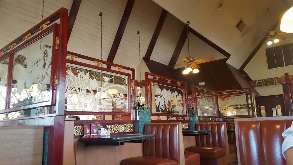 Tsing Tao | restaurant | 2613, 5765 S Packard Ave, Cudahy, WI 53110, USA | 4147445560 OR +1 414-744-5560