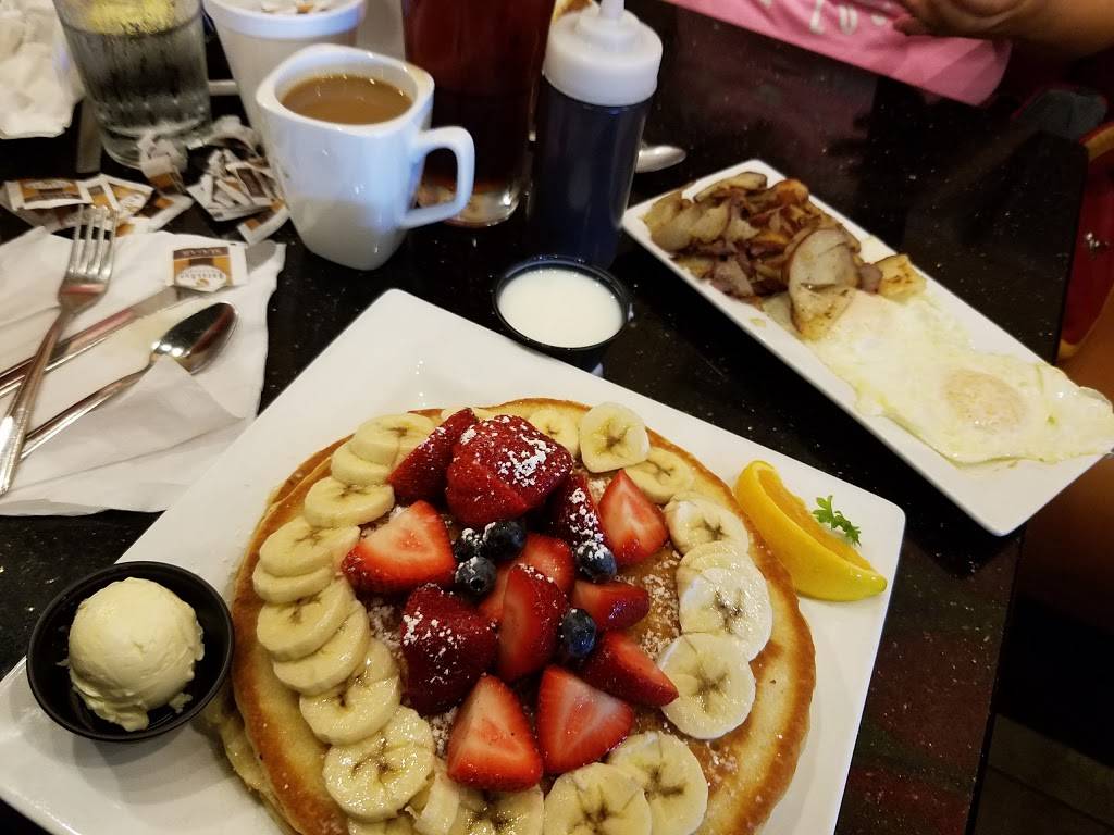 Kekes Breakfast Cafe | restaurant | 504 N Alafaya Trail, Orlando, FL 32828, USA | 4075591400 OR +1 407-559-1400