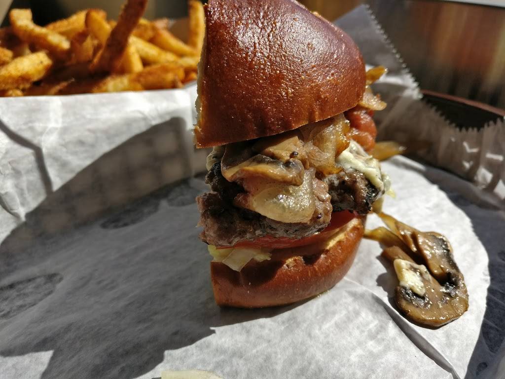 American WildBurger | restaurant | 1534 E Oakton St, Des Plaines, IL 60018, USA | 2249389772 OR +1 224-938-9772