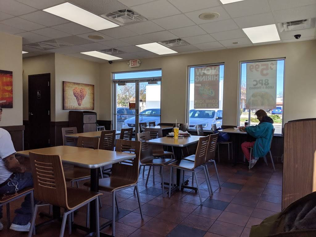 Churchs Chicken | restaurant | 219 S Zarzamora St, San Antonio, TX 78207, USA | 2104380643 OR +1 210-438-0643