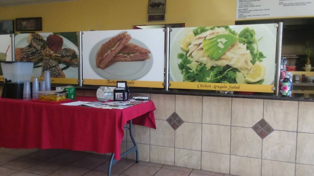 Panini Palace | restaurant | 23120 Lyons Ave, Santa Clarita, CA 91321, USA | 6616780552 OR +1 661-678-0552