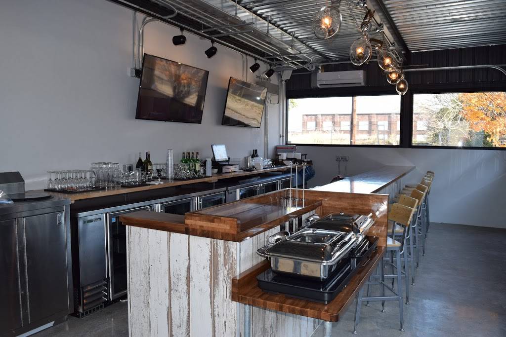 Slider Inn - Downtown | restaurant | 363 Mulberry St, Memphis, TN 38103, USA | 9017296900 OR +1 901-729-6900