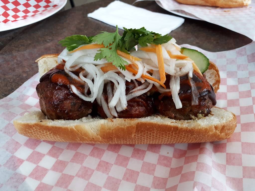 Bs Banh Mi - Vietnamese Sandwich | restaurant | 2195 Wyecroft Rd, Oakville, ON L6L 5L7, Canada | 9054692929 OR +1 905-469-2929