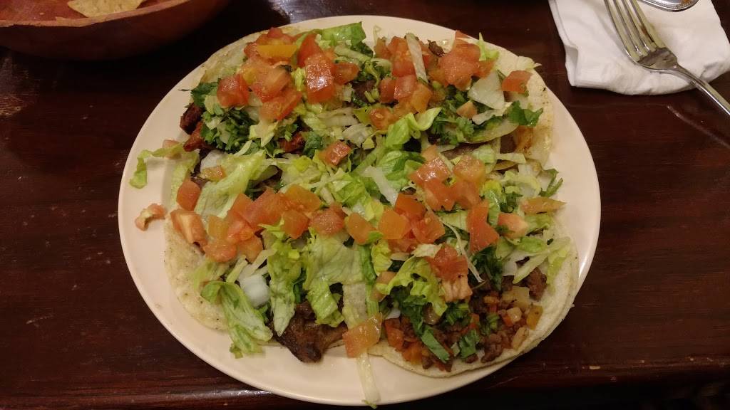 Pueblo Nuevo | restaurant | 4342 N Central Ave, Chicago, IL 60634, USA | 7732838058 OR +1 773-283-8058