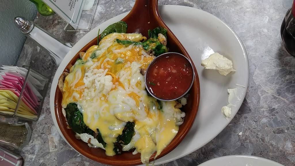 J & M Family Restaurant | restaurant | 1295 S State St, Hemet, CA 92543, USA | 9517650166 OR +1 951-765-0166