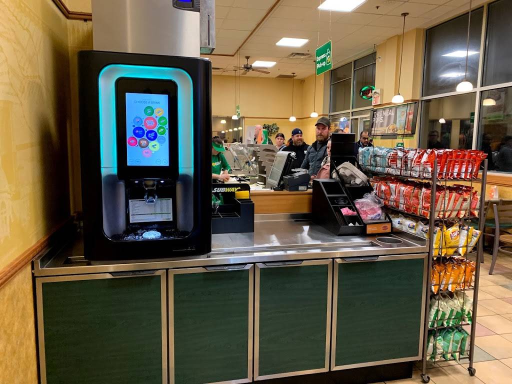 Subway | restaurant | 74 Front St E, Strathroy, ON N7G 1Y7, Canada | 5192461903 OR +1 519-246-1903