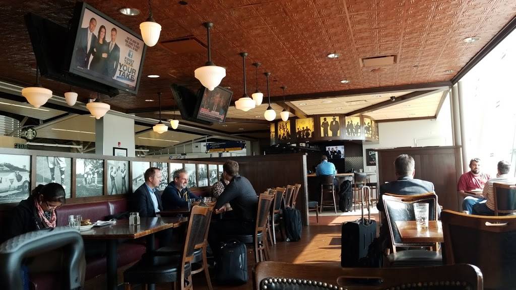 Harry & Izzys - Airport | restaurant | 7800 Col. H. Weir Cook Memorial Dr, Indianapolis, IN 46241, USA | 3172410533 OR +1 317-241-0533