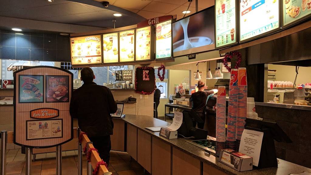 Dairy Queen Grill & Chill | restaurant | 5115 Mudd Tavern Rd, Woodford, VA 22580, USA | 5405823555 OR +1 540-582-3555