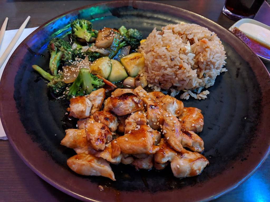 Hana Japanese Fusion Sushi & Grill | restaurant | 6905 S Emerson Ave, Indianapolis, IN 46237, USA | 3179922258 OR +1 317-992-2258