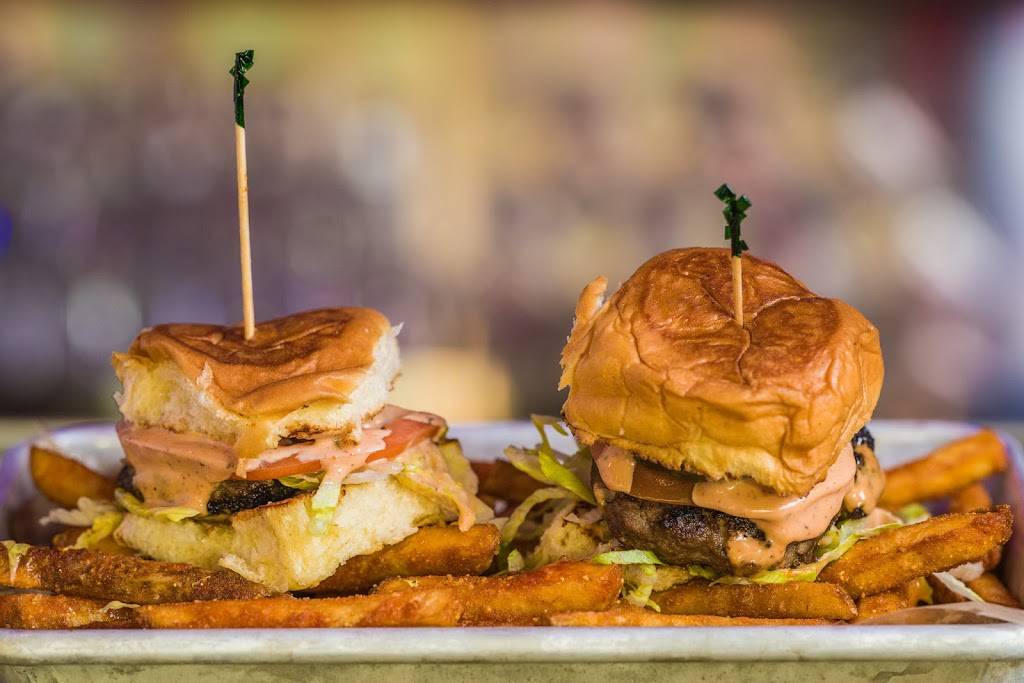 Blazin Cajun Seafood Restaurant | restaurant | 4500 Satellite Blvd #1180, Duluth, GA 30096, USA | 7706098148 OR +1 770-609-8148