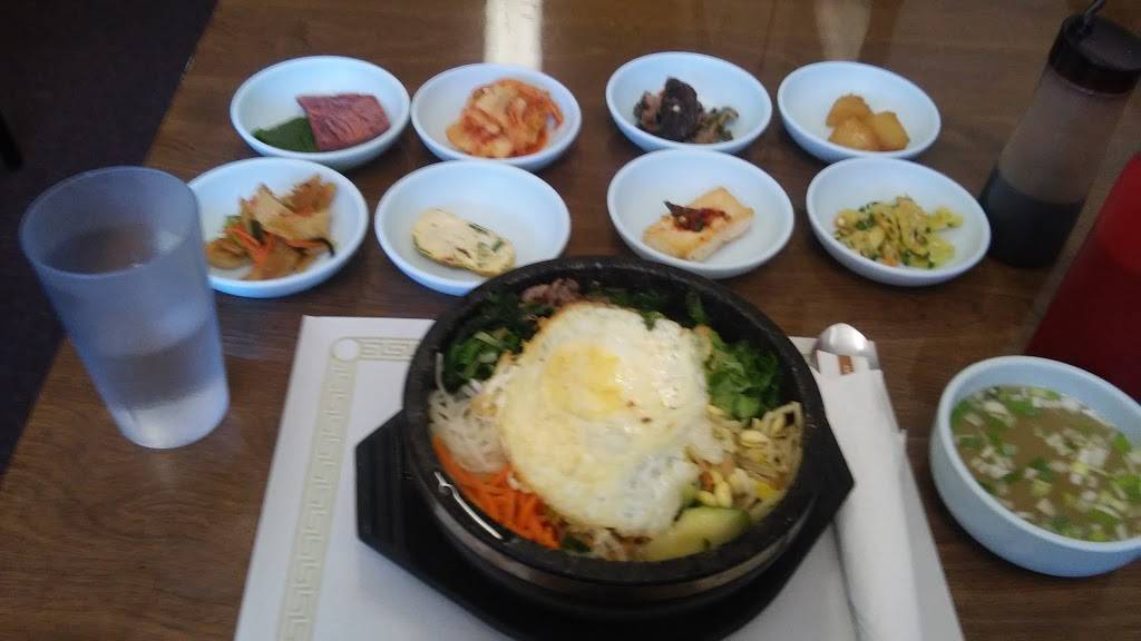 Seoul Dan Lan Restaurant | restaurant | 5116 N Lincoln Ave, Chicago, IL 60625, USA | 7738780400 OR +1 773-878-0400