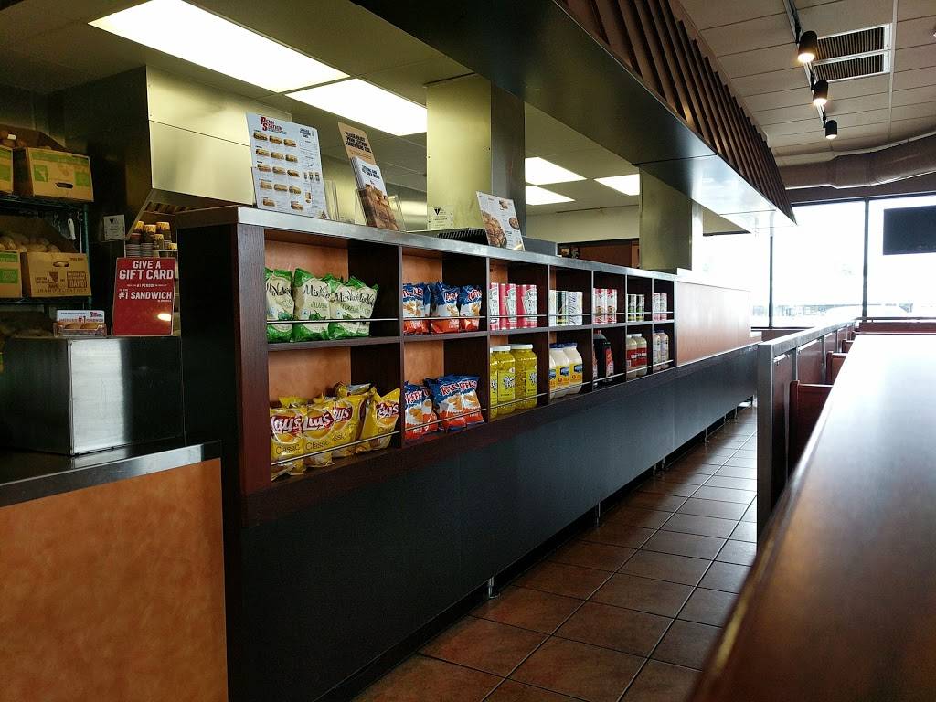 Penn Station East Coast Subs | restaurant | 2440 28th St SE, Grand Rapids, MI 49512, USA | 6169778773 OR +1 616-977-8773
