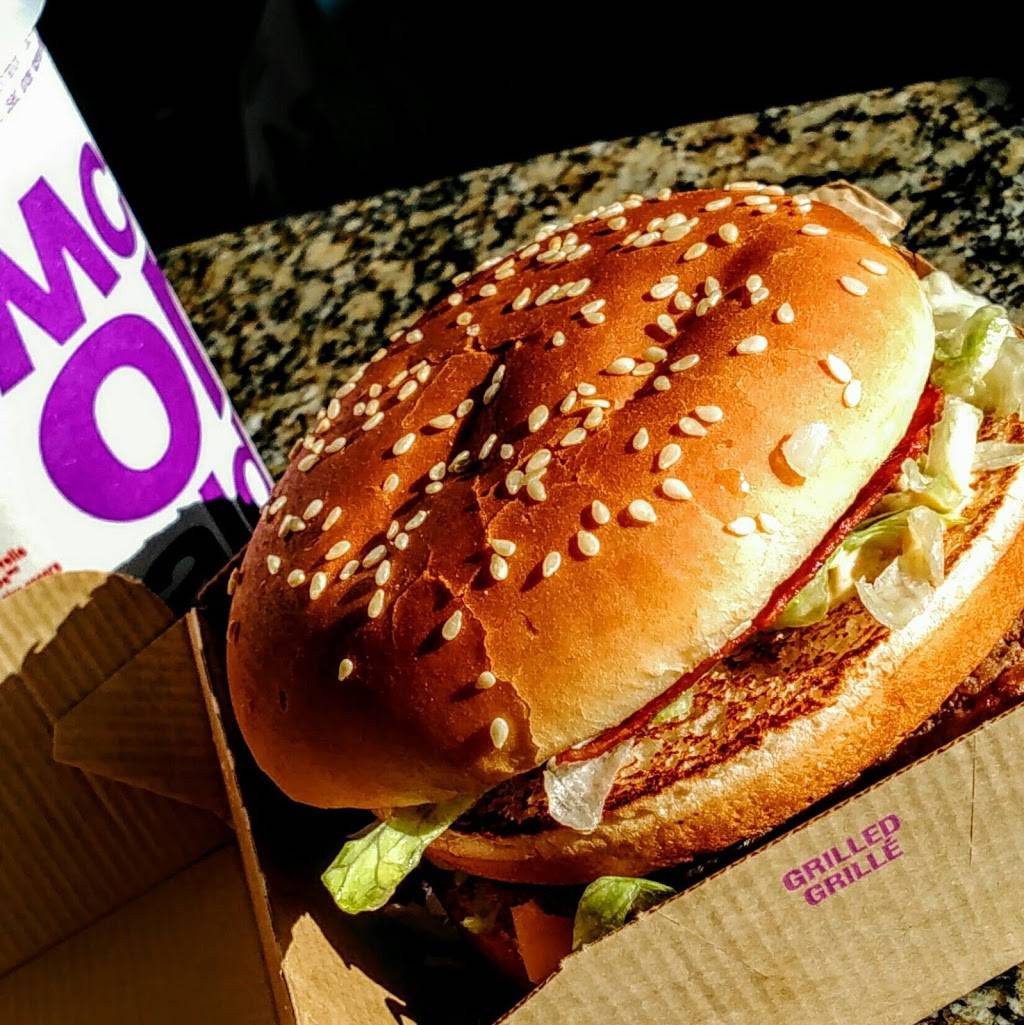 McDonalds | cafe | 1675 Merivale Rd, Nepean, ON K2G 3K2, Canada | 6132249040 OR +1 613-224-9040