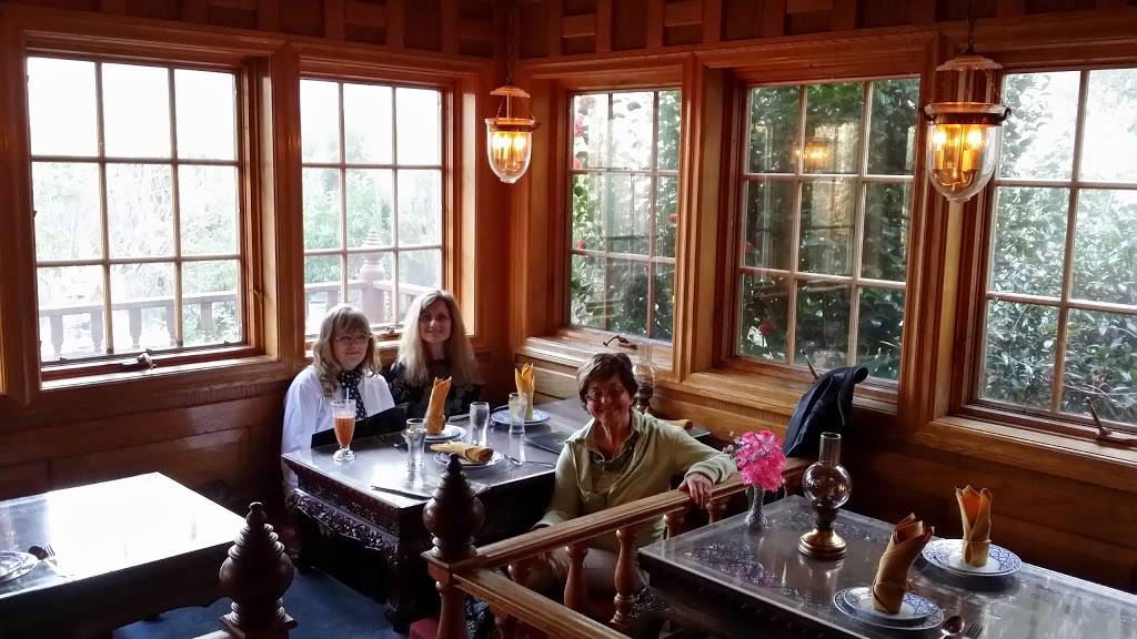 Khan Toke Thai House | restaurant | 5937 Geary Blvd, San Francisco, CA 94121, USA | 4156686654 OR +1 415-668-6654