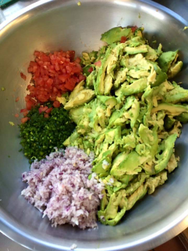 Azul | restaurant | 306 N Bridge St, Bedford, VA 24523, USA | 5405835088 OR +1 540-583-5088