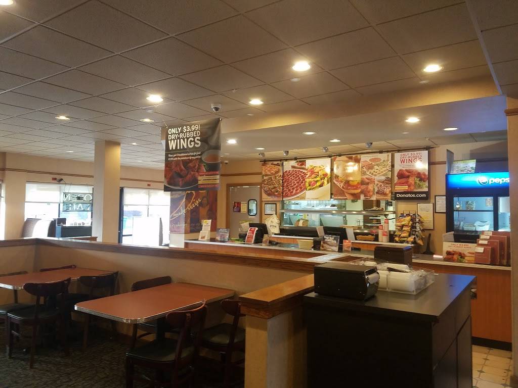 Donatos Pizza | restaurant | 1712 N Limestone St, Springfield, OH 45503, USA | 9373908090 OR +1 937-390-8090