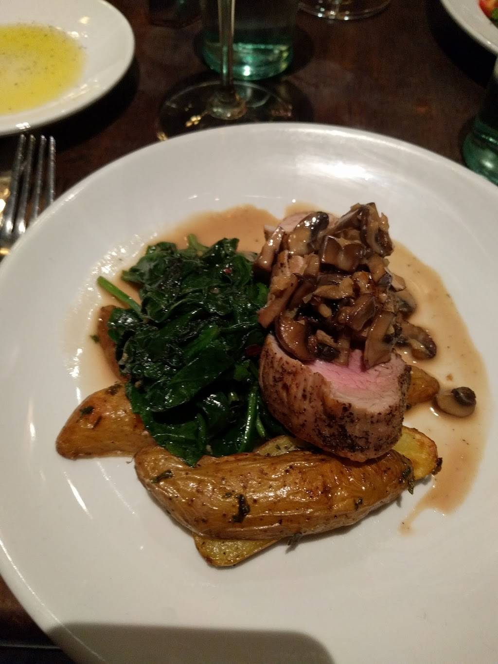 Bin 228 Wine Bar | restaurant | 228 Pearl St, Hartford, CT 06106, USA | 8602449463 OR +1 860-244-9463